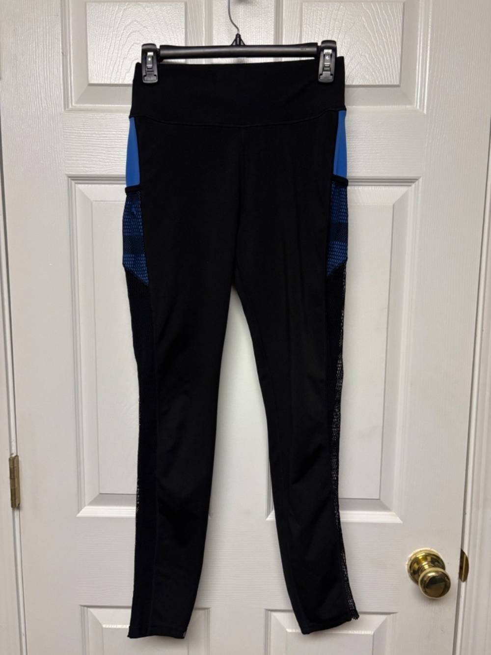 Popfit - Blue & Black Leggings - Size: M